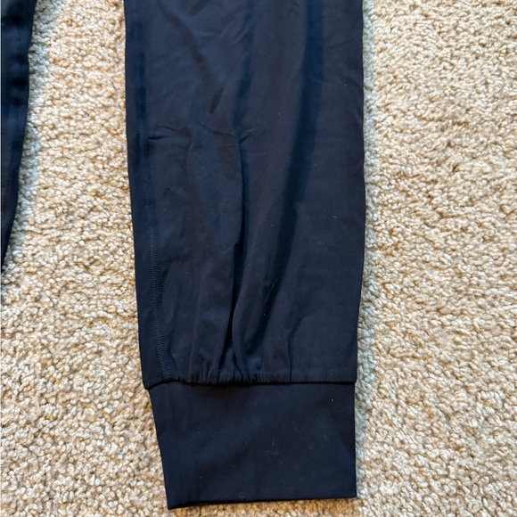 Athleta Salutation Jogger - Picture 4 of 5